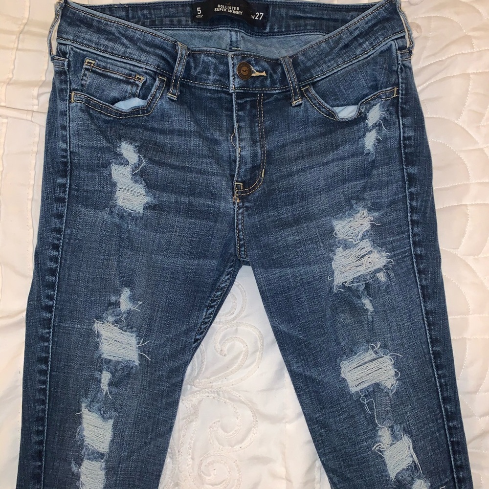 Hollister Super Skinny Ripped Jeans Size 5 W 27
